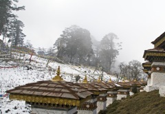 Prayerflags at 108 Stupas pass - Road to Punakha